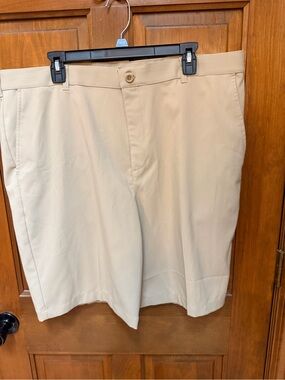 Izod Khaki Flat-Front Men's Shorts